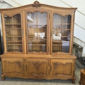 Biblioteka drewniana Ludwik