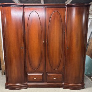 Szafa na ubrania mahoń