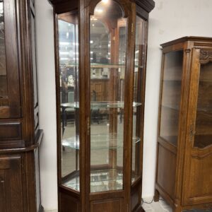 Witryna drewniana podświetlana