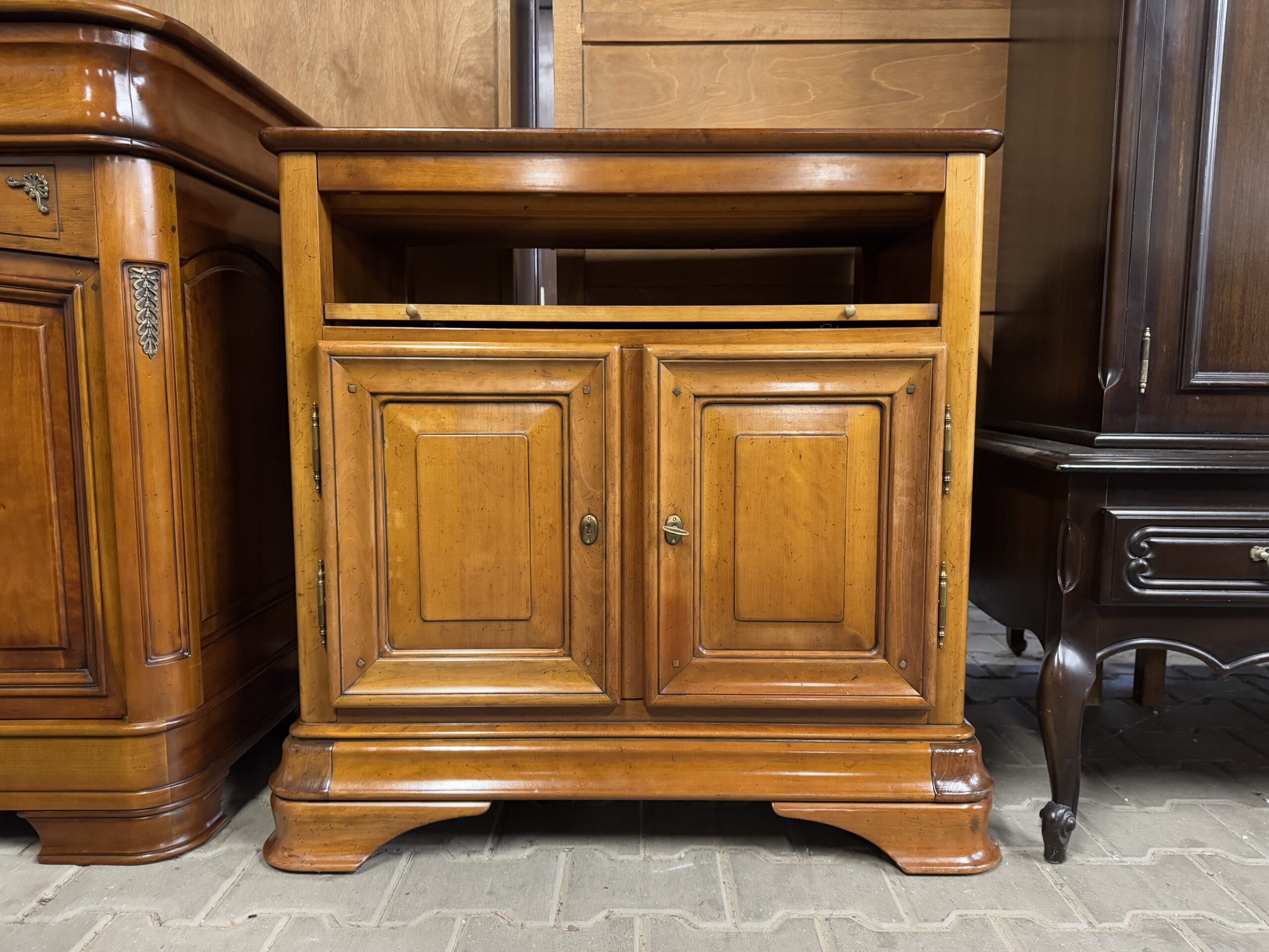 IMG_9543 Szafka Louis Philippe wiśnia