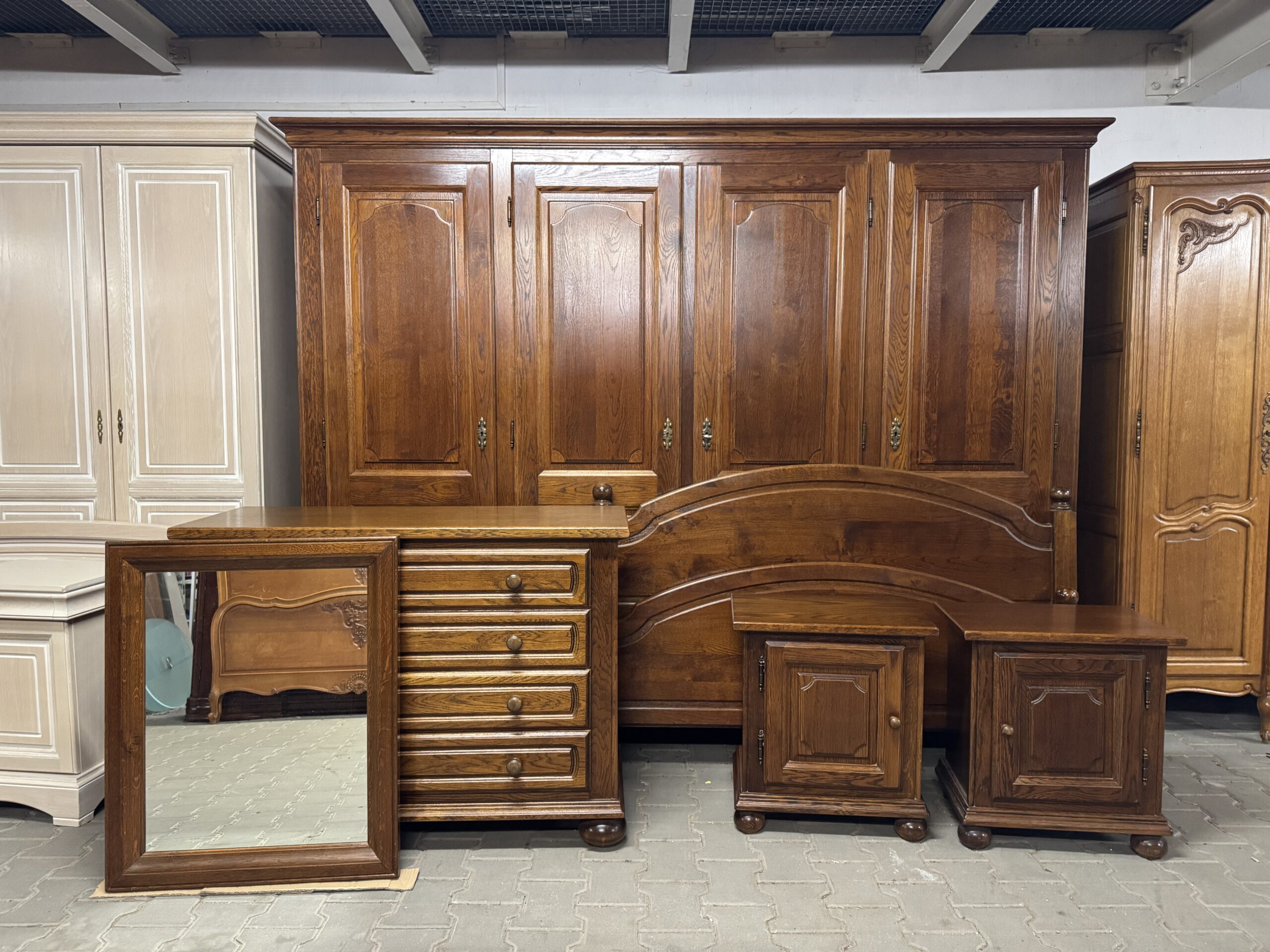 IMG_2517 Zestaw mebli do sypialni